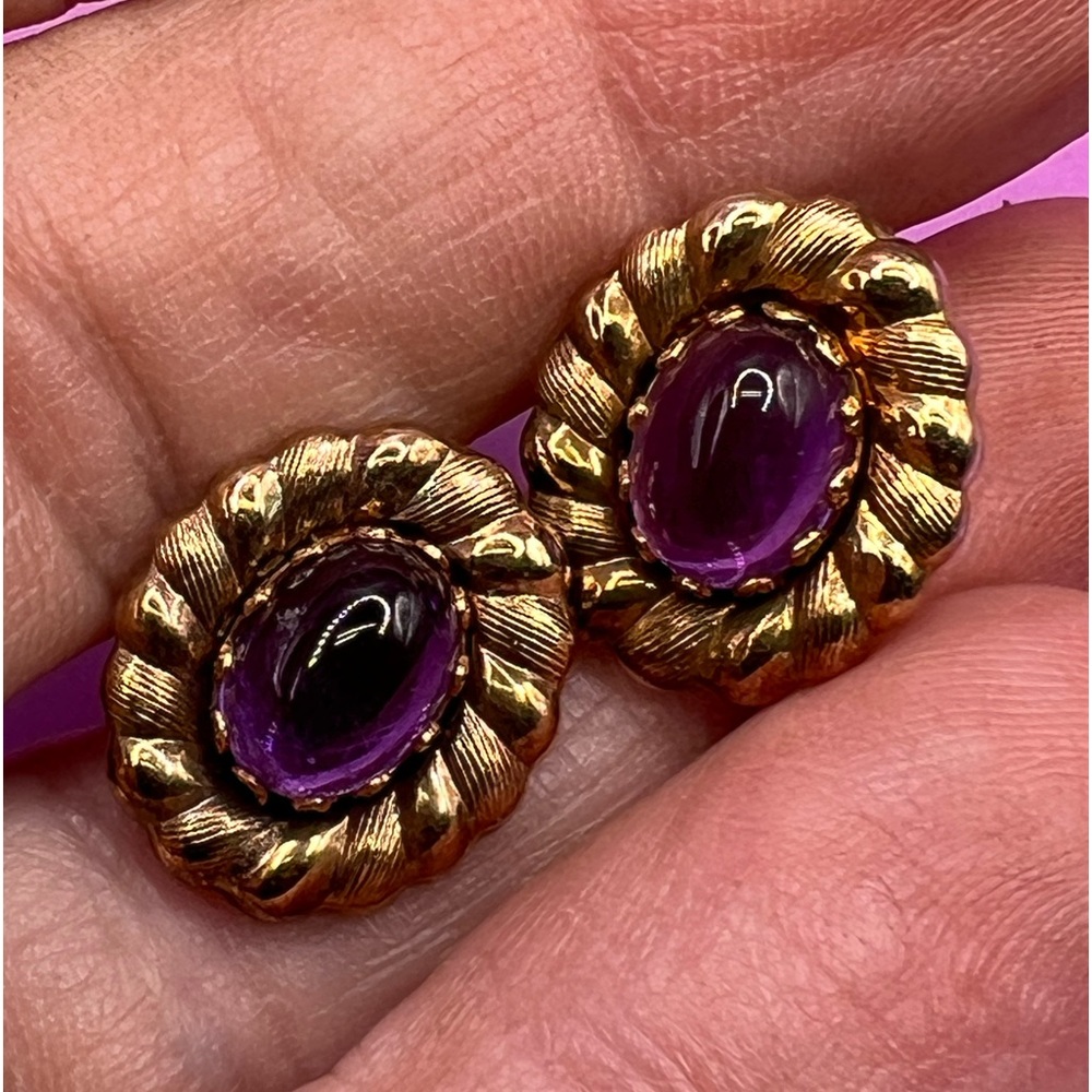 Vintage CARLA 14kt. Gold Amethyst Cabochon Earrings